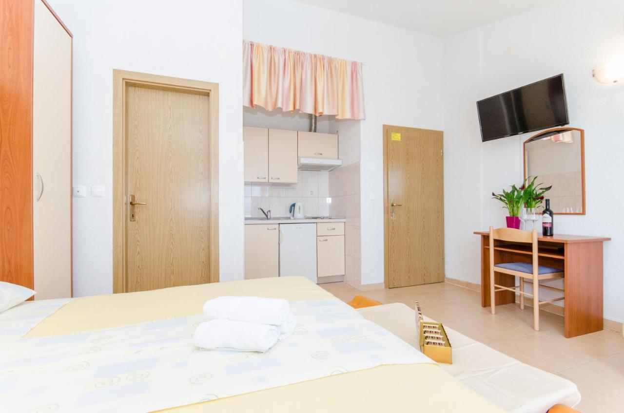 Knezovicapartments Živogošće Εξωτερικό φωτογραφία